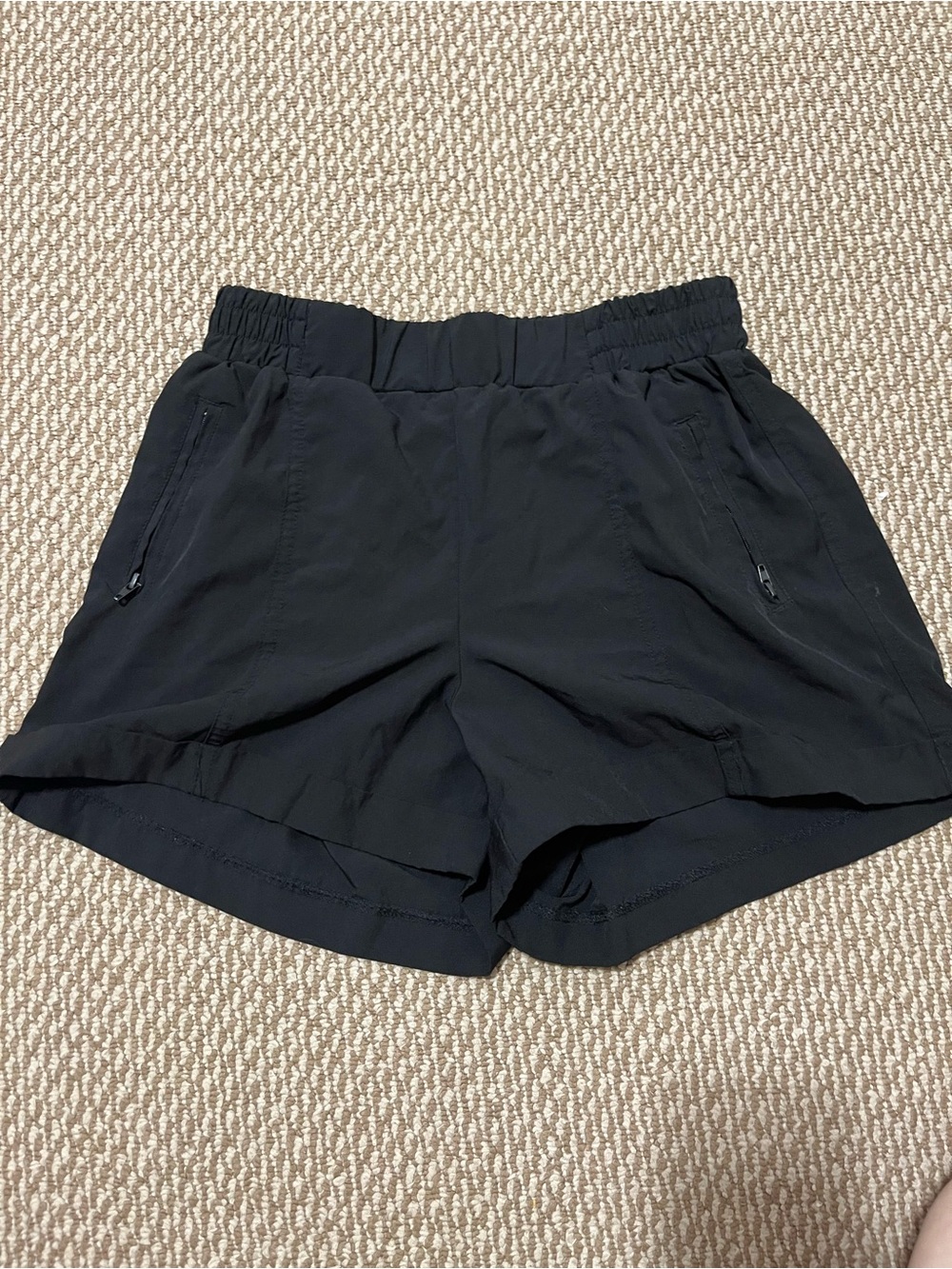Womens small Old Navy Black Elastic-Waist Athletic Shorts with Zipper Pockets